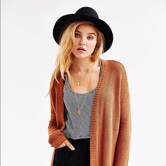 Urban Outfitters Sweaters - Urban outfitters bdg  London cardigan rust woven